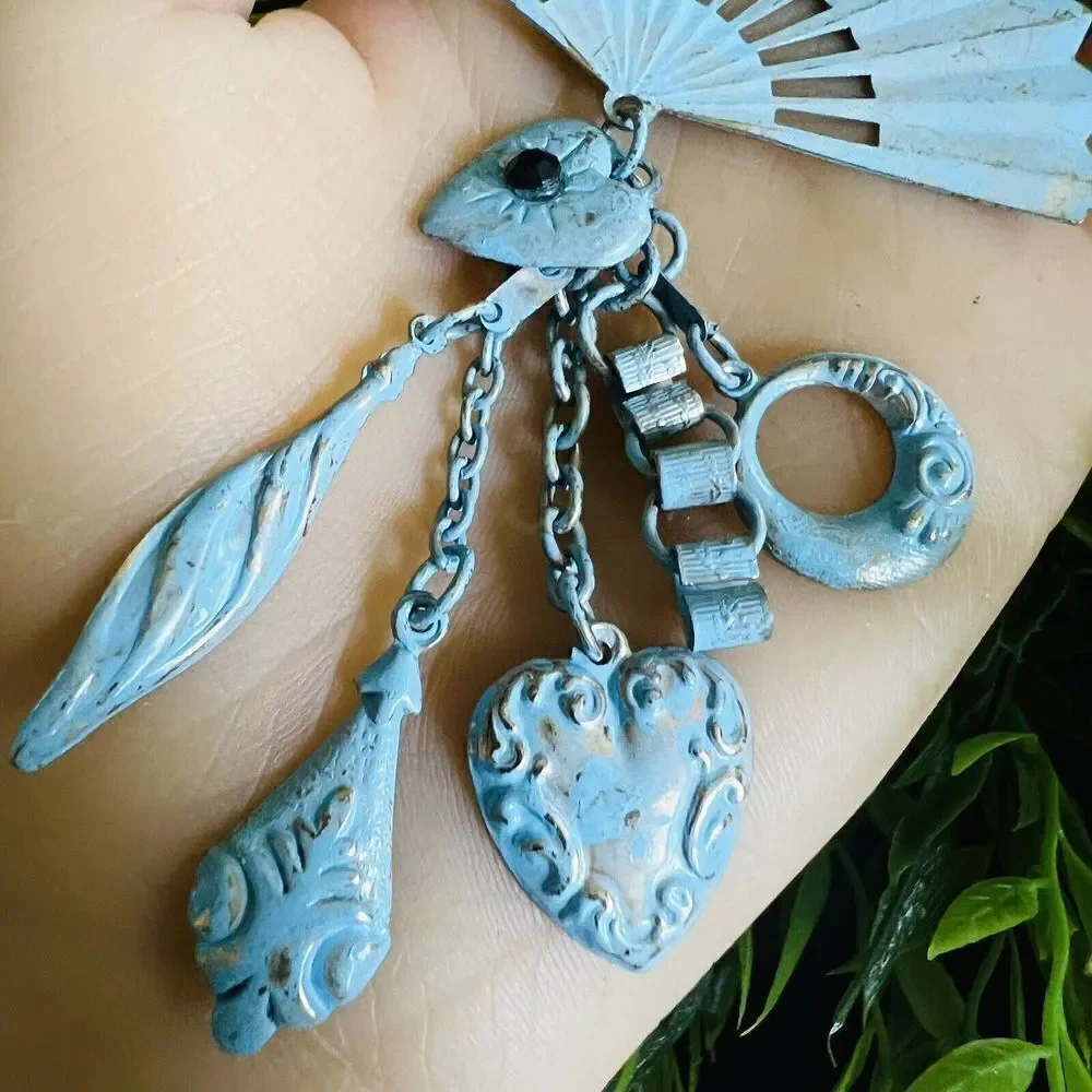 Vintage Enamel Steampunk Whimsical Fan Heart Dangle Chain Brooch Unique 4264
